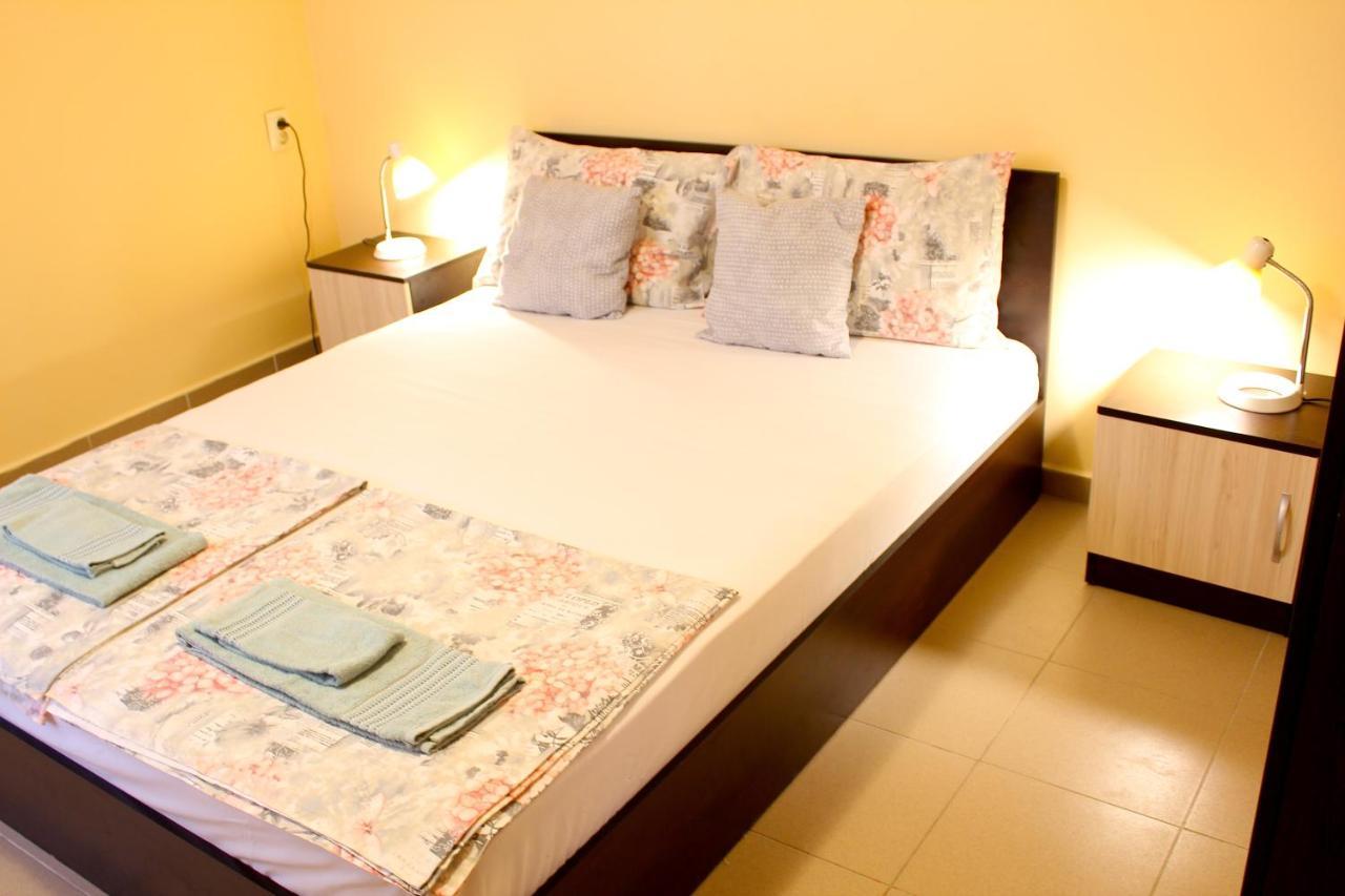 Guest House "Emily" In Troshevo Varna ภายนอก รูปภาพ