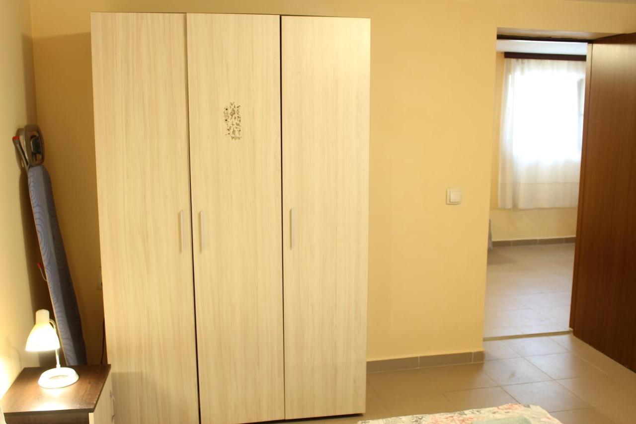 Guest House "Emily" In Troshevo Varna ภายนอก รูปภาพ