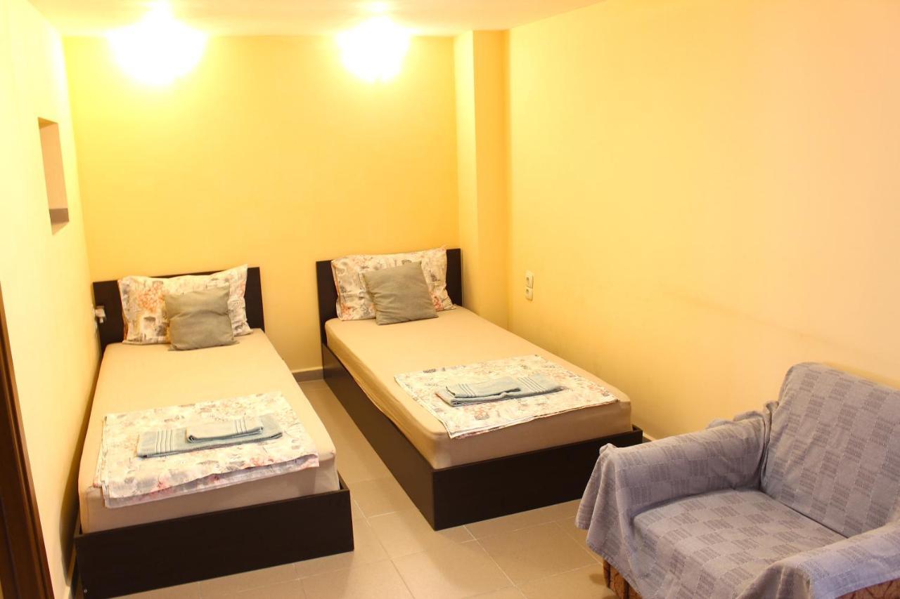 Guest House "Emily" In Troshevo Varna ภายนอก รูปภาพ