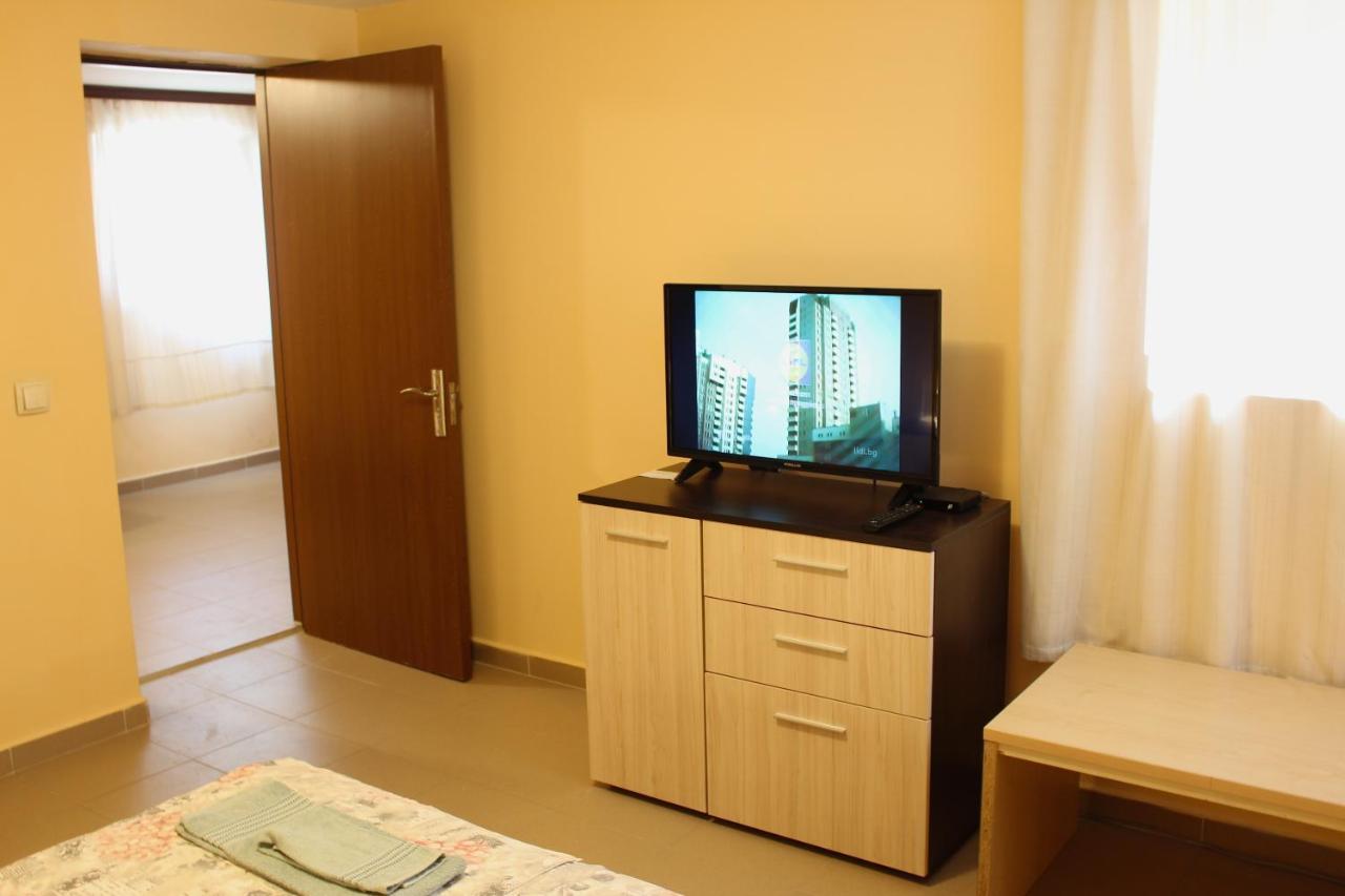 Guest House "Emily" In Troshevo Varna ภายนอก รูปภาพ